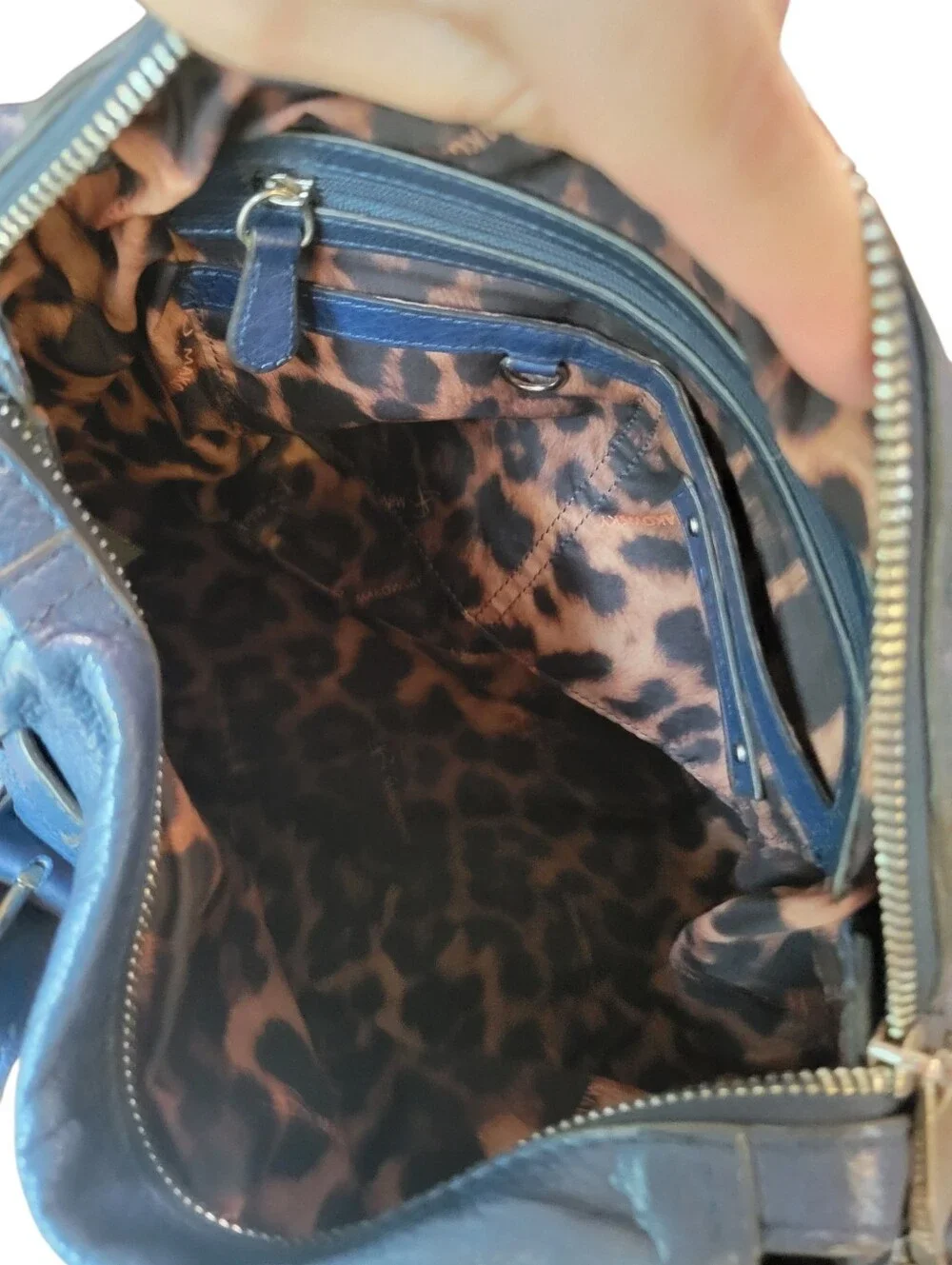 B. Makowsky Blue Genuine Leather Slouchy Hobo Satchel Shoulder Bag